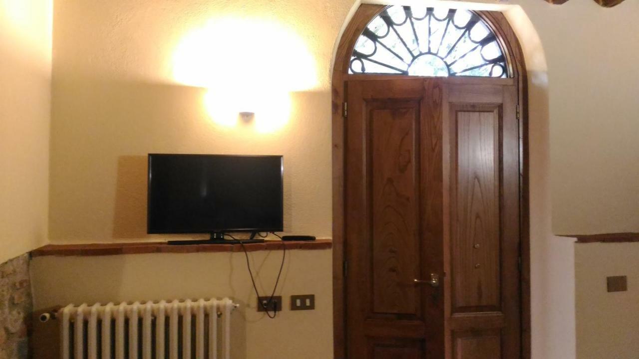 Il Tasso Hotel Pietraviva Bagian luar foto
